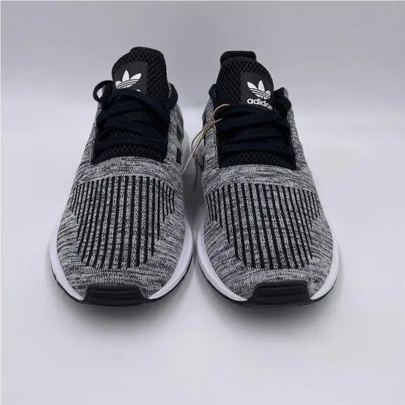 Adidas shoes - adidas Swift Run - Swift Run - Gray 1