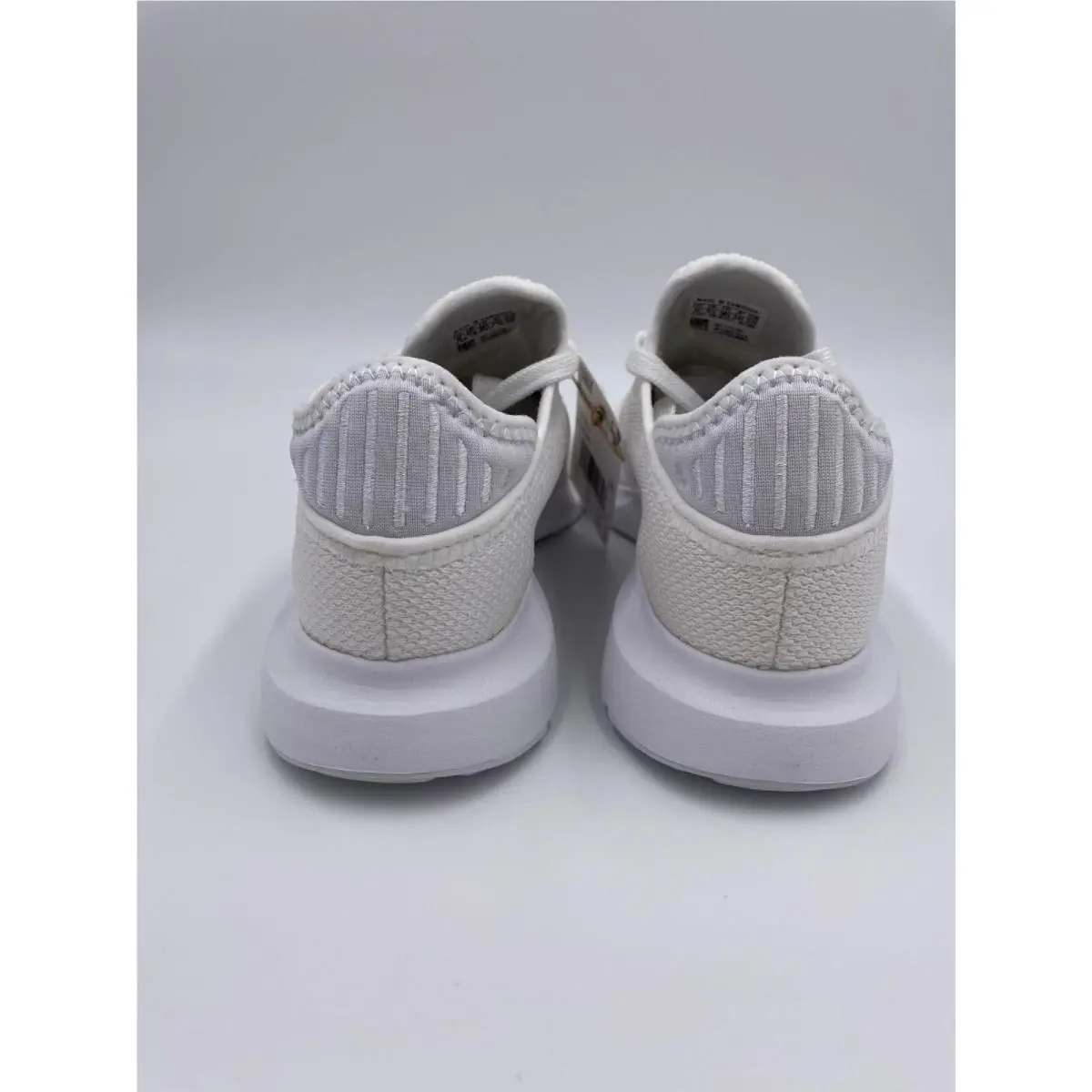 Adidas shoes - adidas Swift Run - Swift Run - White 10