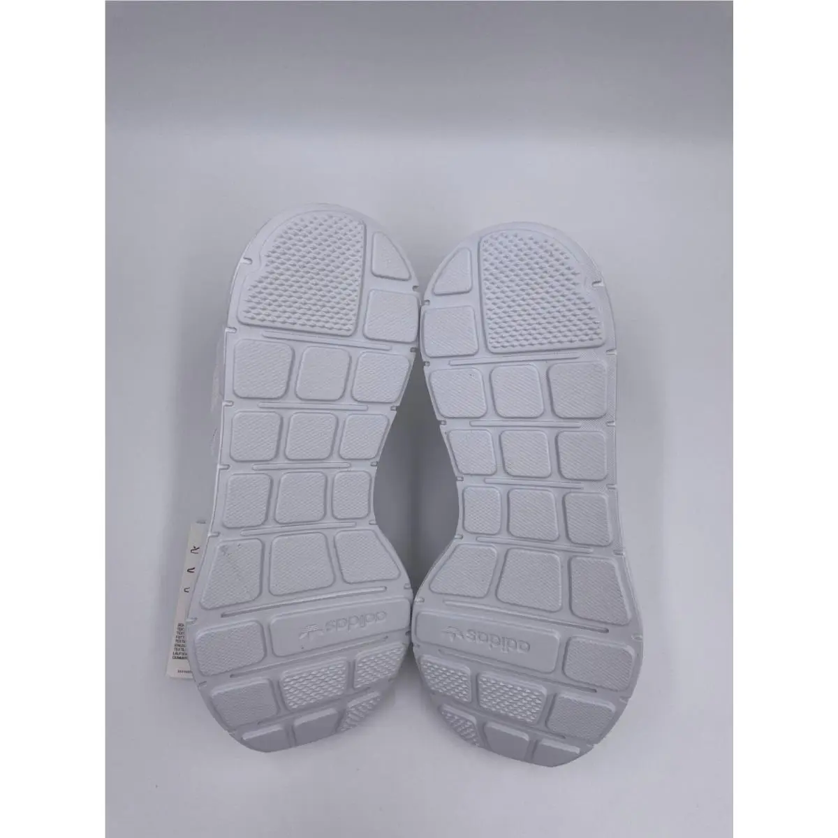 Adidas shoes - adidas Swift Run - Swift Run - White 12