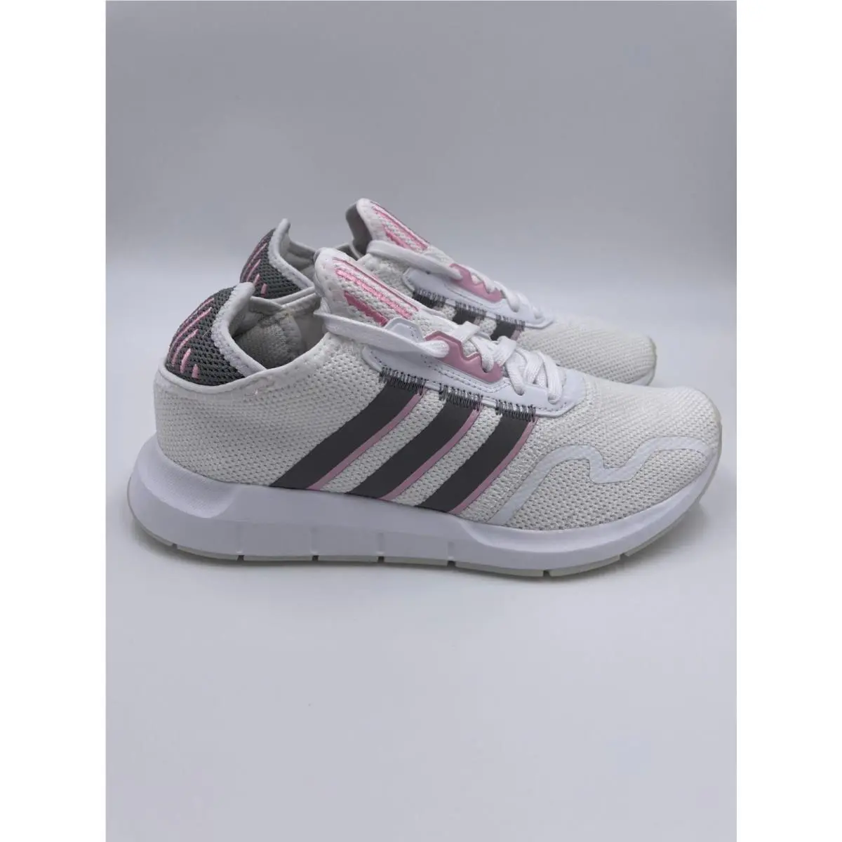 Adidas shoes - adidas Swift Run - Swift Run - White 7