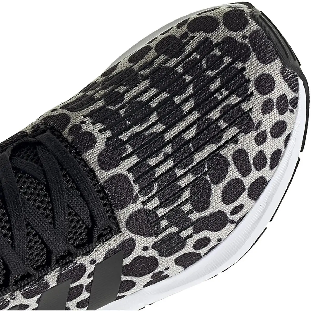 Adidas shoes - Black/Print 5