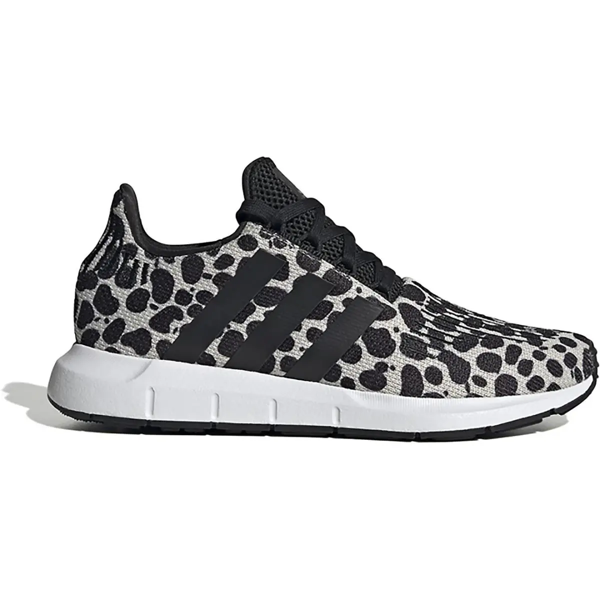 Adidas shoes - Black/Print 6