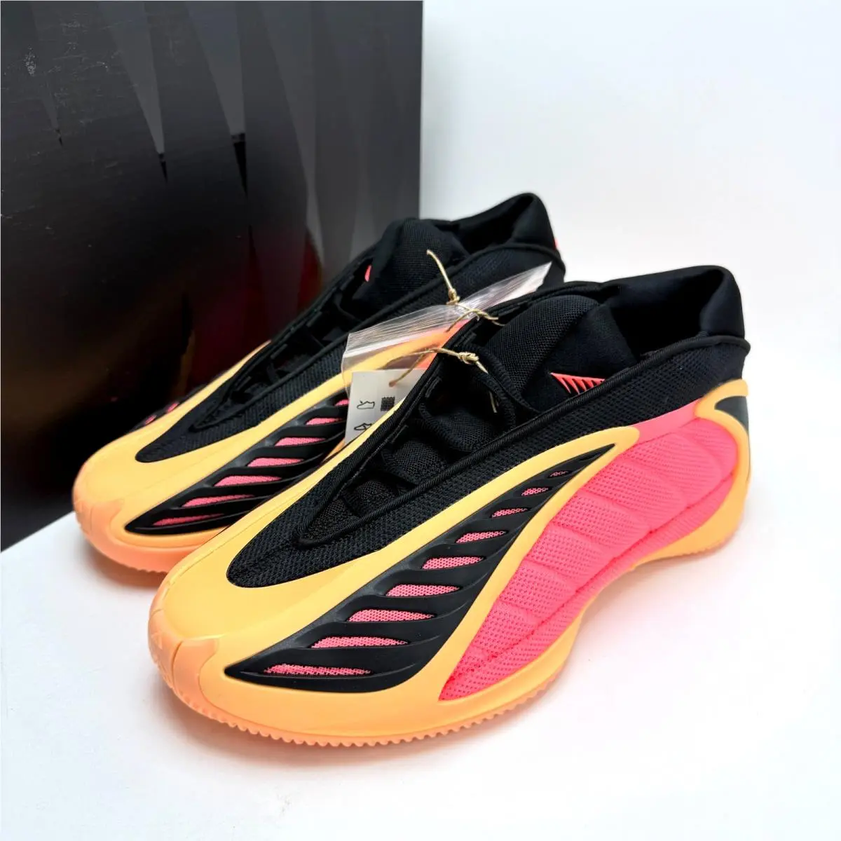 Adidas AE 2 with Love JS3514 Men`s sz 8-12