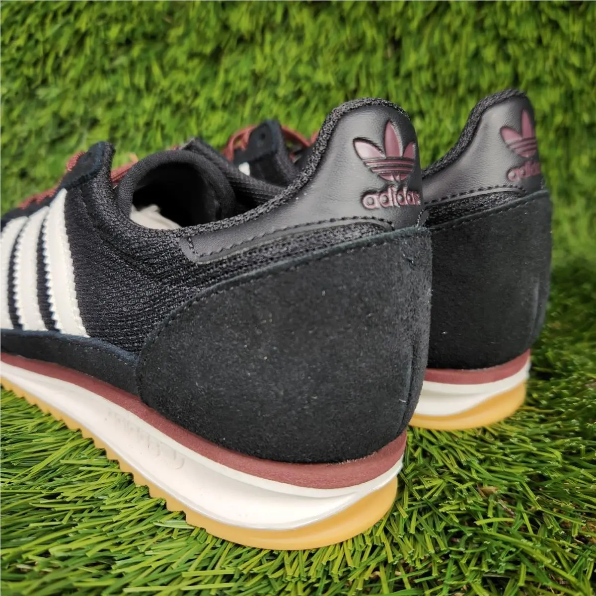 Adidas shoes - adidas SL 72 - JQ8326 - Black 1