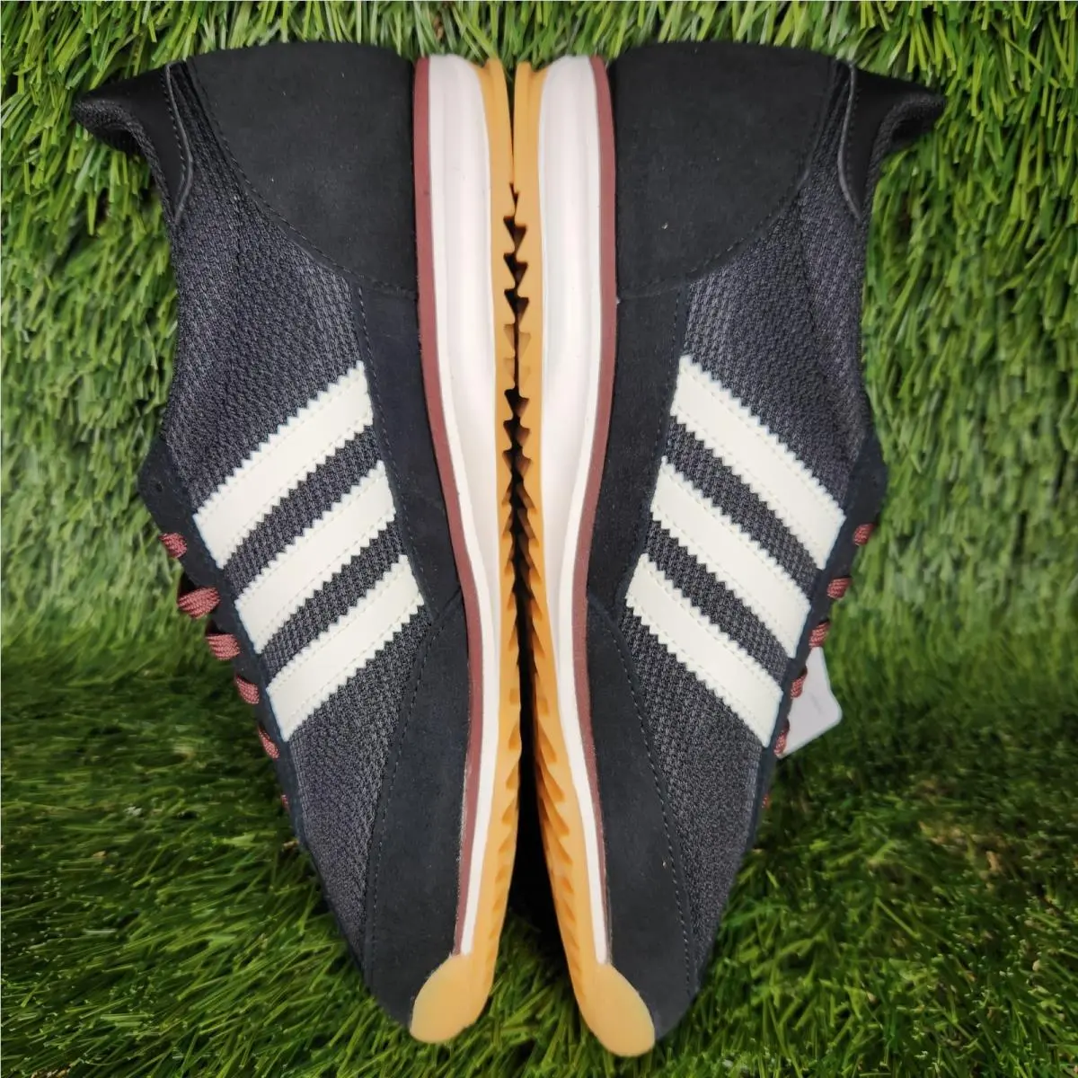 Adidas shoes - adidas SL 72 - JQ8326 - Black 17