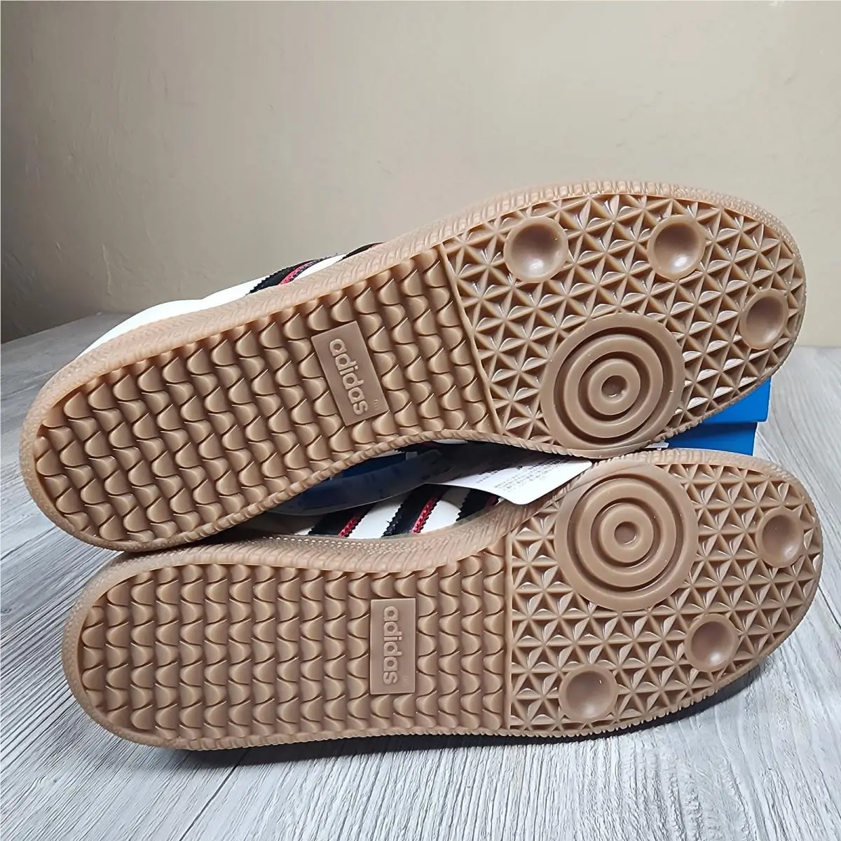 Adidas shoes - White 10