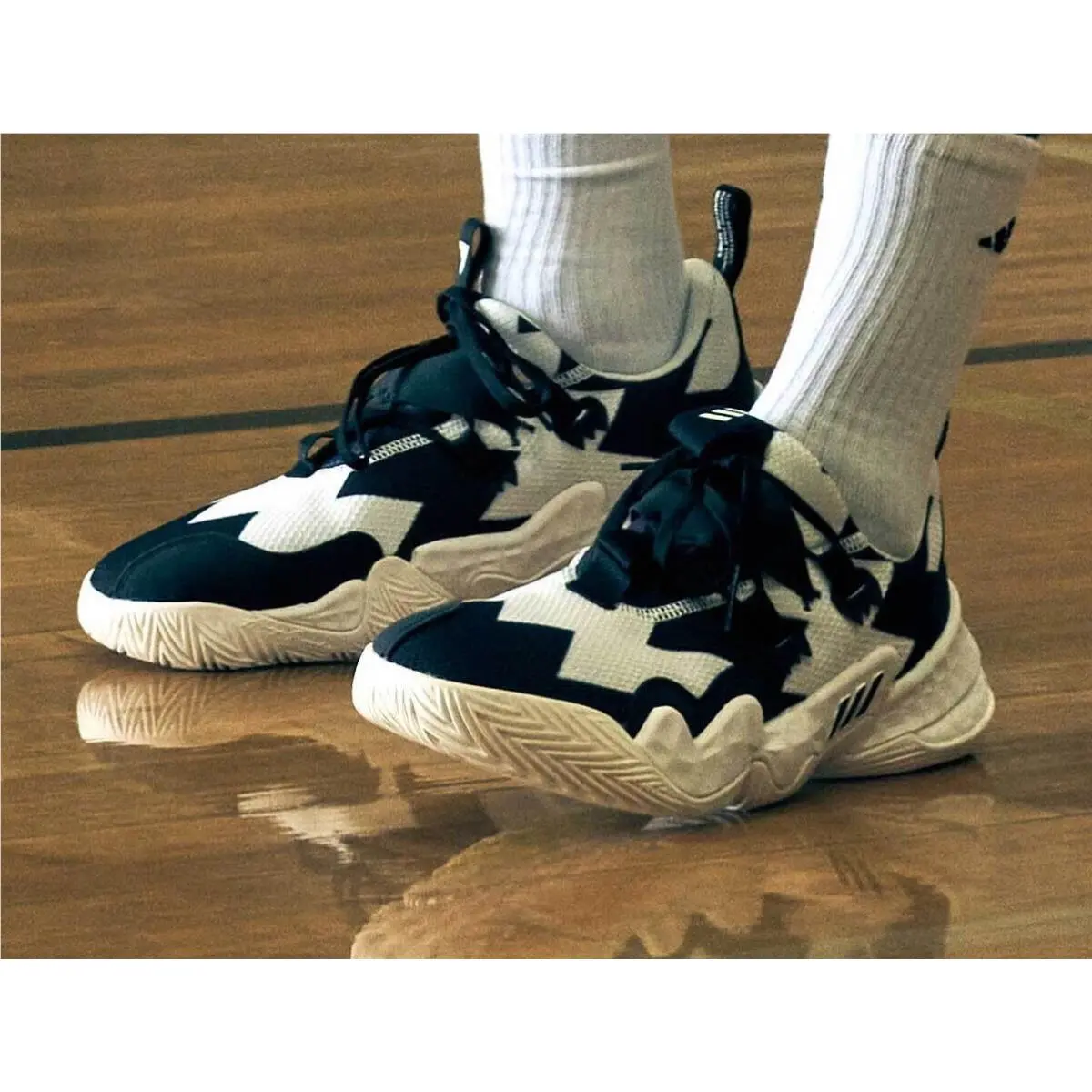 Adidas shoes - adidas Trae Young 1 - Trae Young - H68999 GZ4243 - White, Manufacturer: Core White / Core Black / Solar Red 9