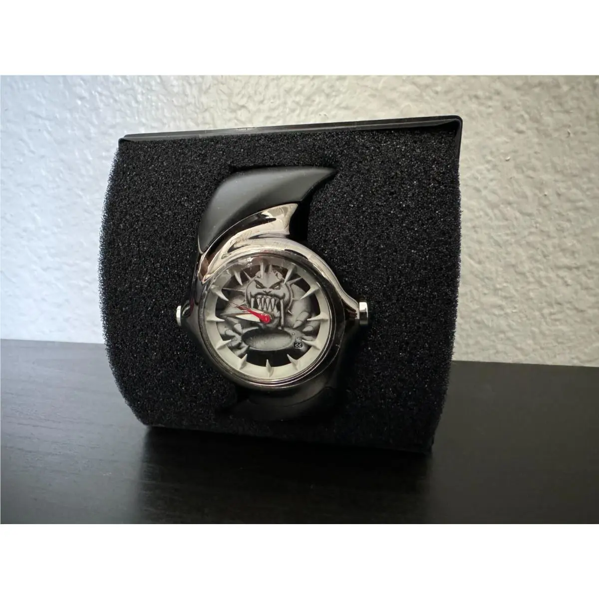 Oakley Crush 2.0 Watch Black Band - Bulldog Black Face