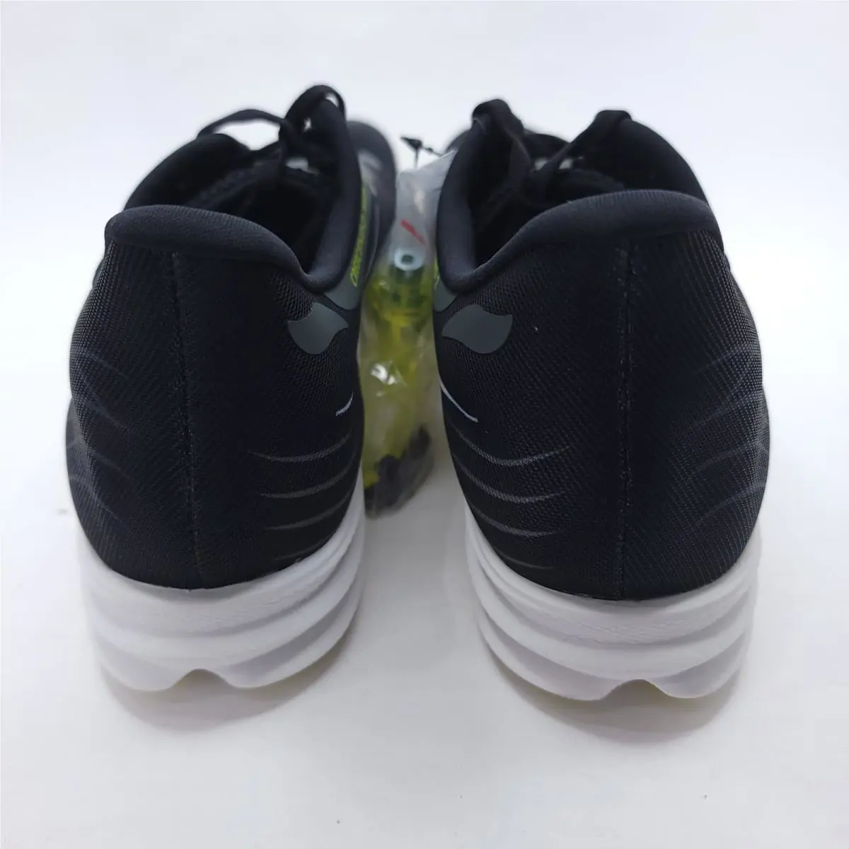 Hoka shoes - Hoka One One Crescendo MD - 1155116 BWHT - Black 2