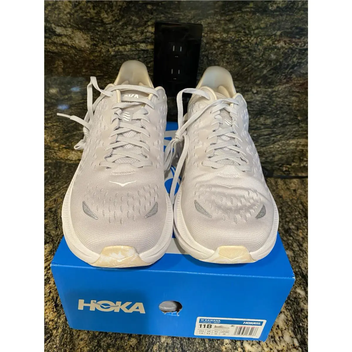 Hoka shoes - Nimbus Cloud/Ice Flow 0