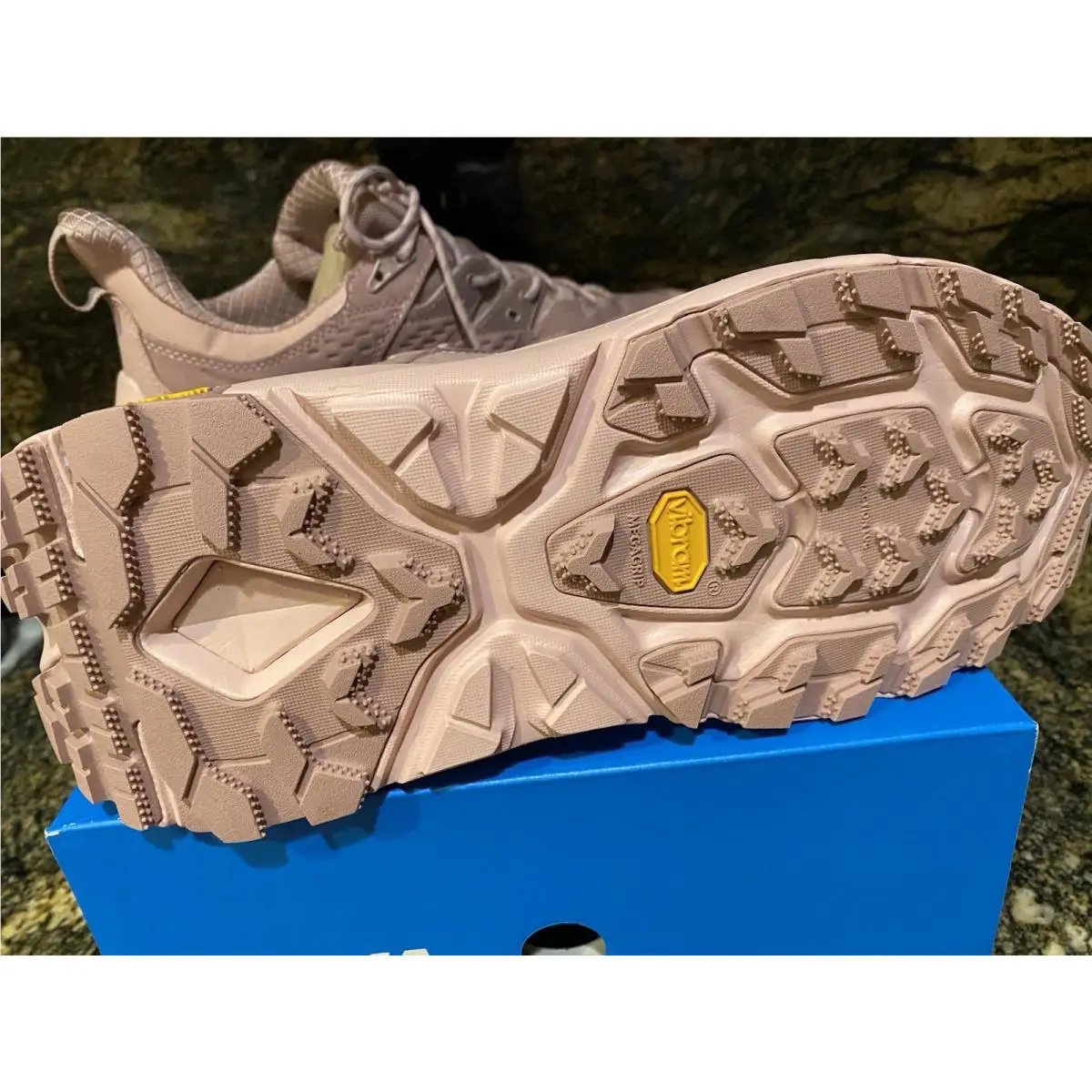 Hoka shoes - Hoka Kaha 2 - Kaha - Pale Mauve/Peach Whip 2