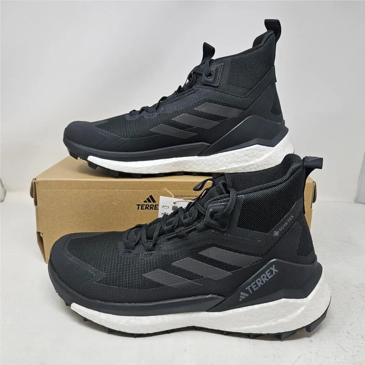 Women`s Adidas Terrex Free Hiker 2 Gore-tex Black Hiking Boots / IH0670 / Size 5