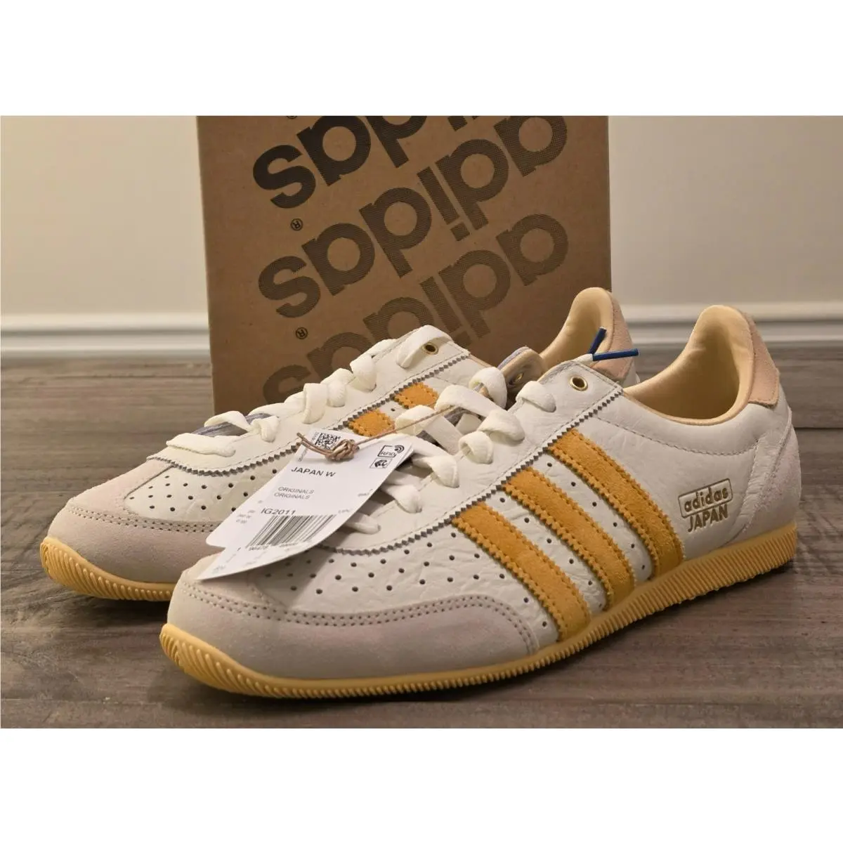 Adidas shoes - adidas Japan - Japan - IG2011 - owhite/spark/orgtin 3