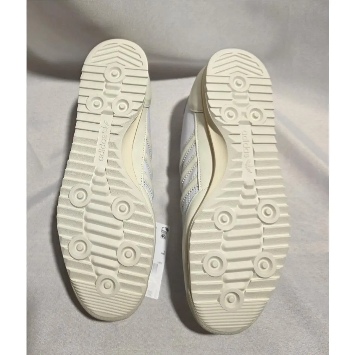 Adidas shoes - adidas Originals - Originals - JH9887 - White 6