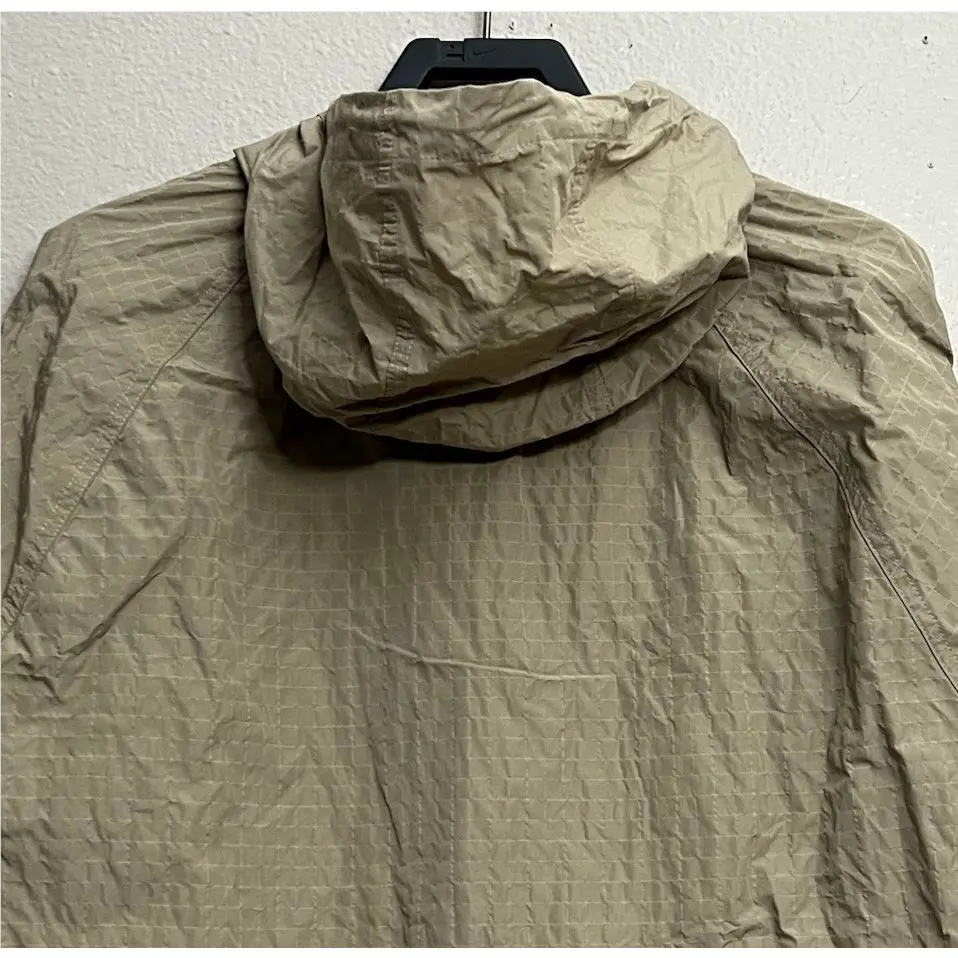 Nike clothing - Nike Club Bandon Lightweight Woven Hooded Jacket - FN3108-247 - Khaki (UPC: 196974888987) 5