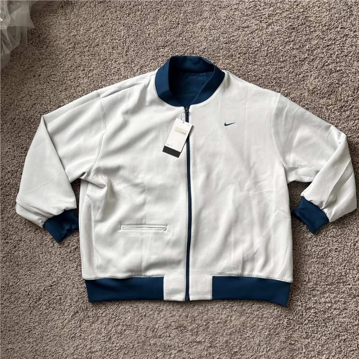 Nike clothing - Nike Unisex Sabrina Ionescu Reversible Basketball Jacket - FV3164010 - Black (UPC: 197599159636) 5