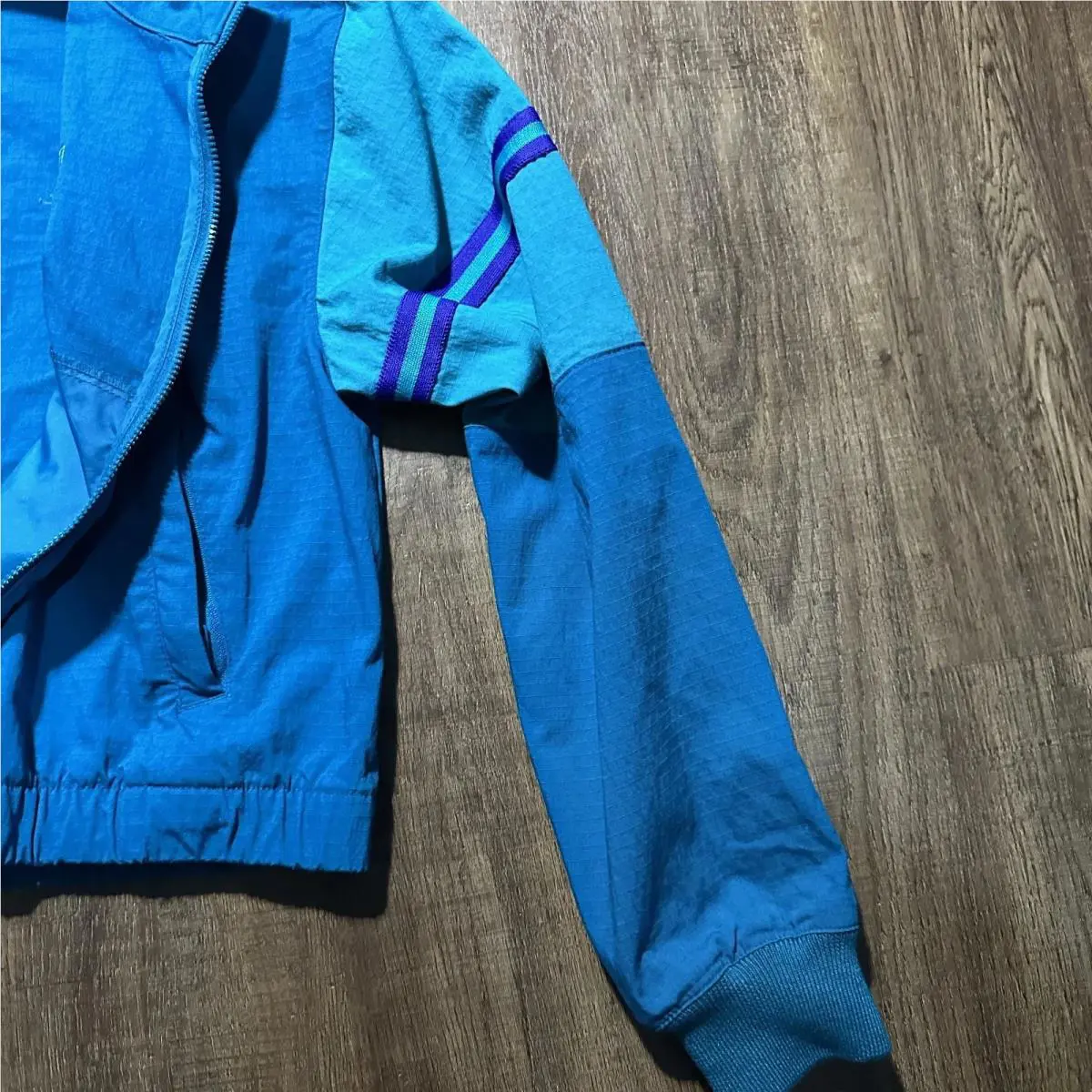 Nike clothing - Nike Sportswear - Sportswear - DQ4625-367 - Green (UPC: 888284204495) 2