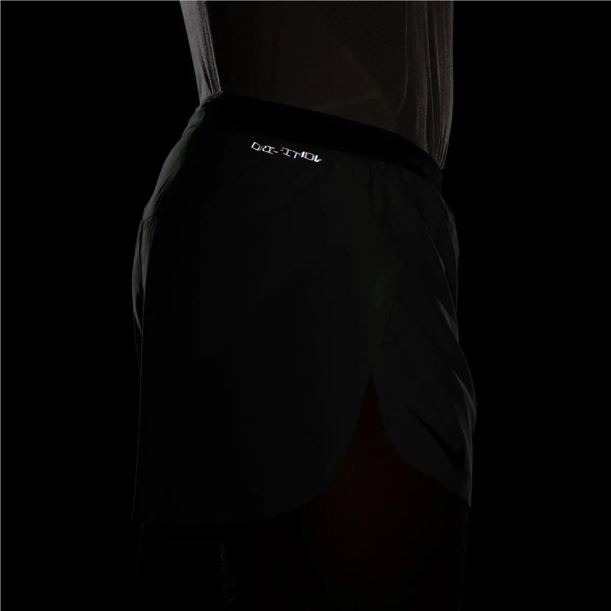 Nike clothing - White (UPC: 196976004620) 6