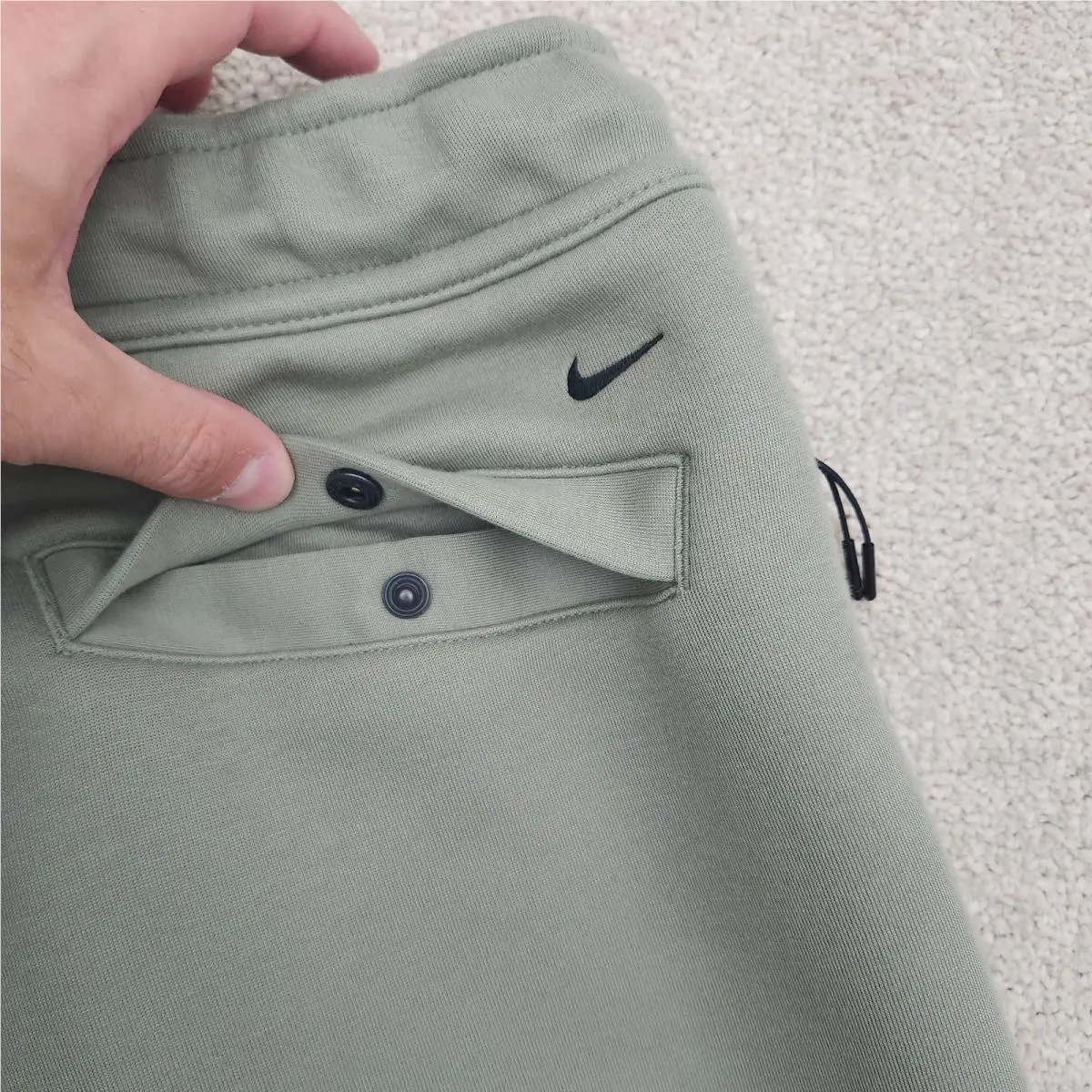 Nike clothing - Green 8