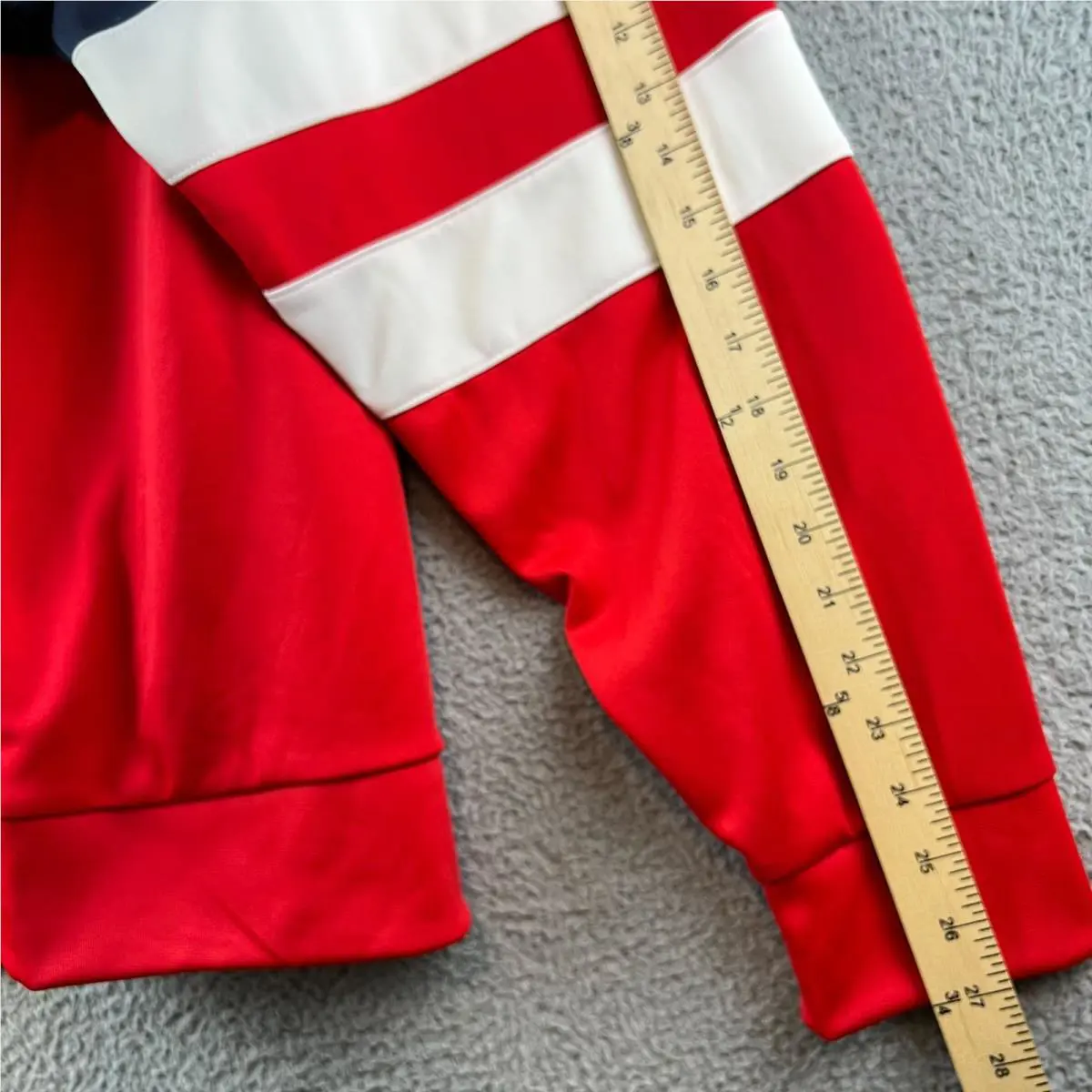 Nike clothing - Red 8