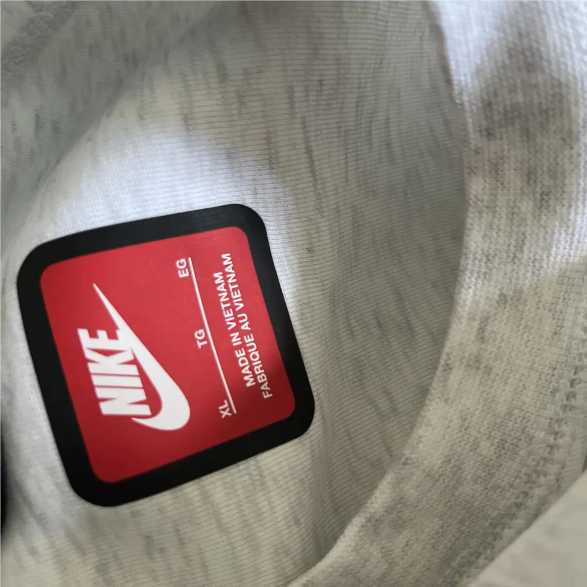 Nike clothing - White (UPC: 0196974953234) 16