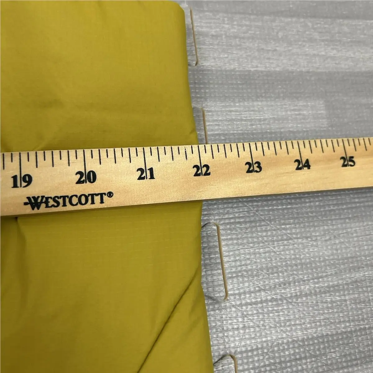 Nike clothing - FZ0001716 - FZ0001716 - Yellow (UPC: 0197601057455) 2
