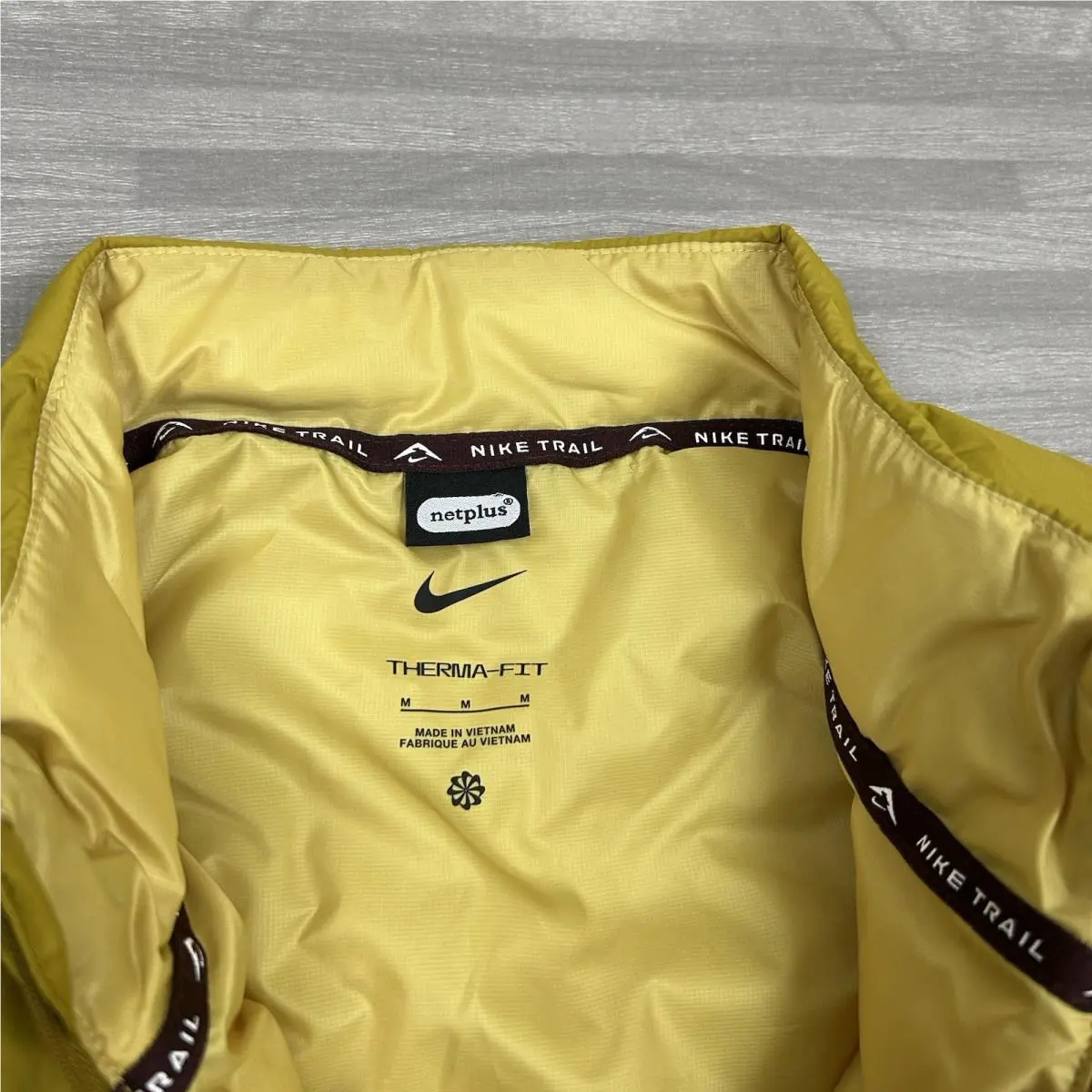 Nike clothing - FZ0001716 - FZ0001716 - Yellow (UPC: 0197601057455) 4