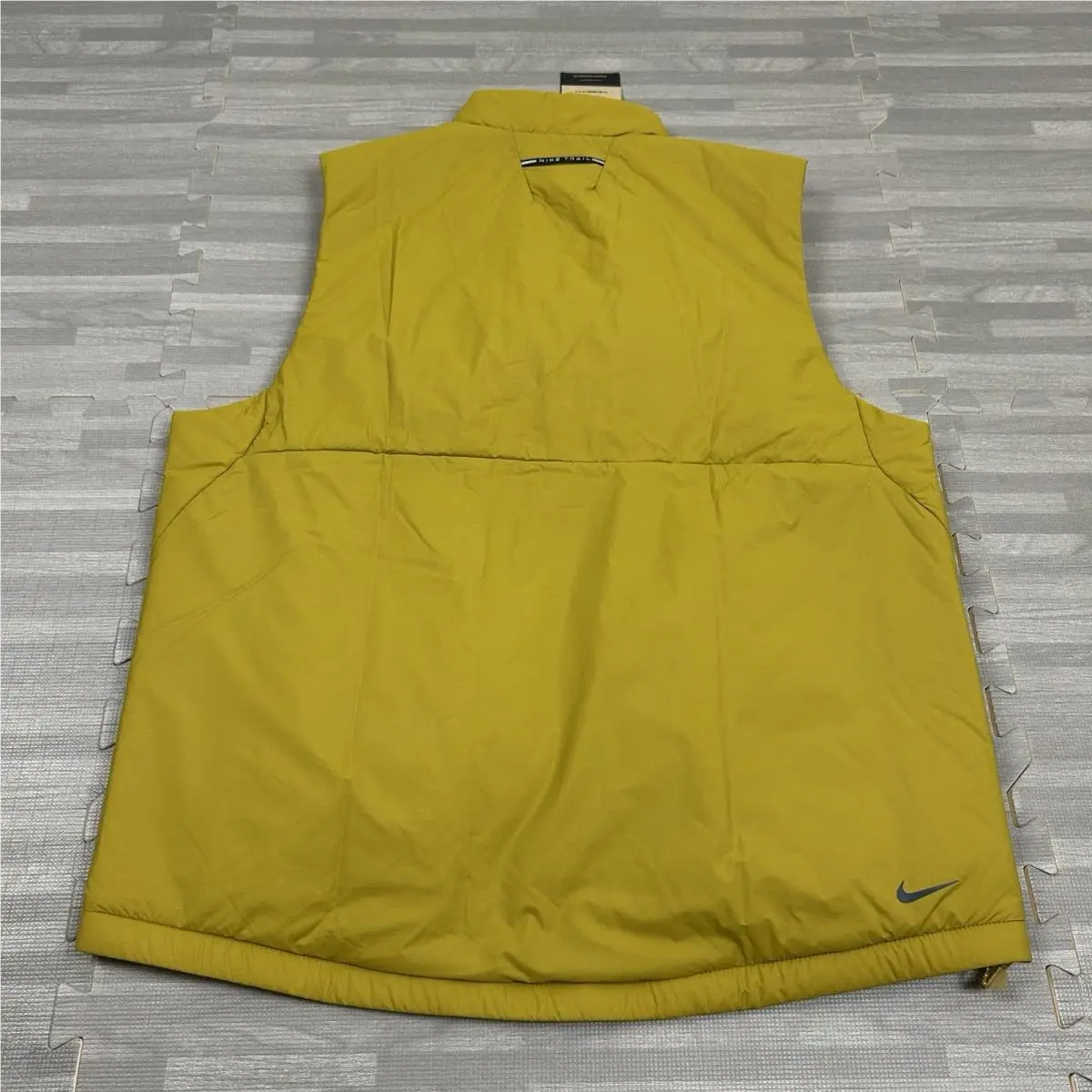 Nike clothing - FZ0001716 - FZ0001716 - Yellow (UPC: 0197601057455) 6