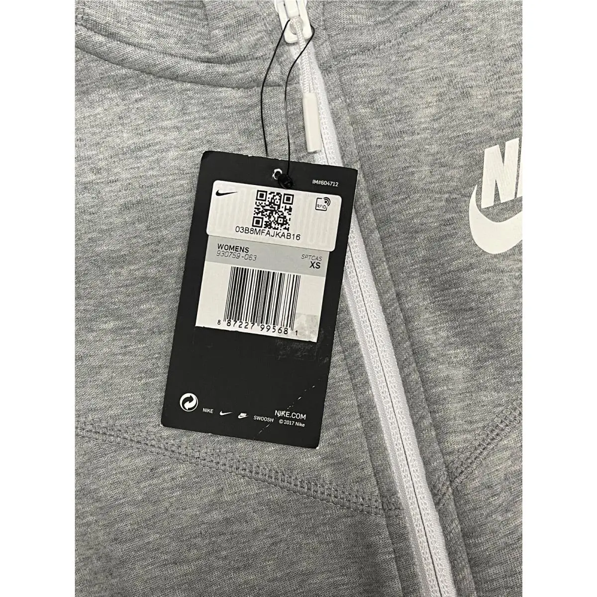 Nike clothing - Gray (UPC: 887227995681) 1