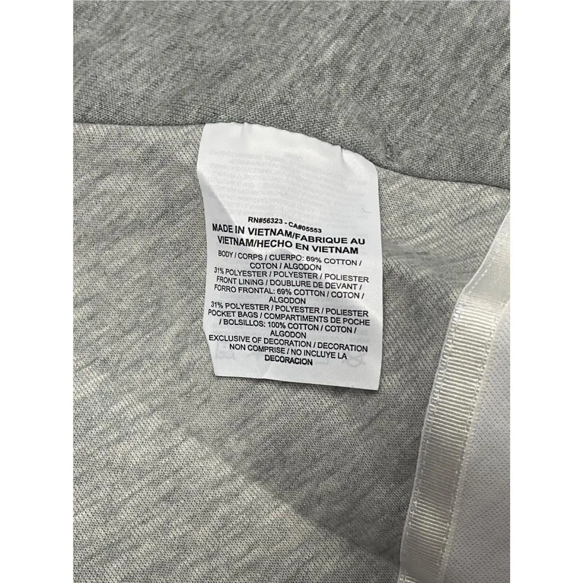 Nike clothing - Gray (UPC: 887227995681) 4