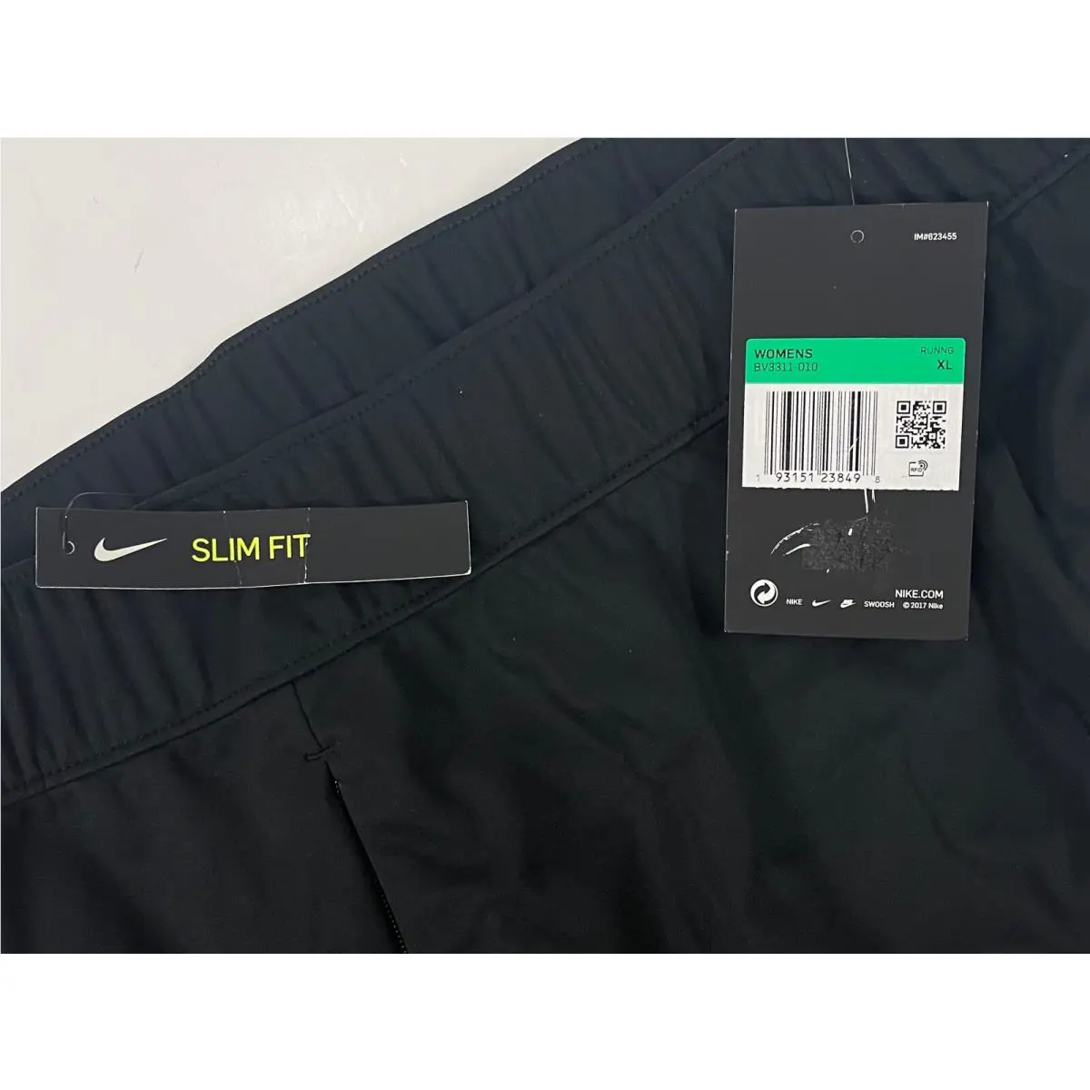 Nike clothing - BV3311-010 - BV3311010 - Black (UPC: 193151238498) 4