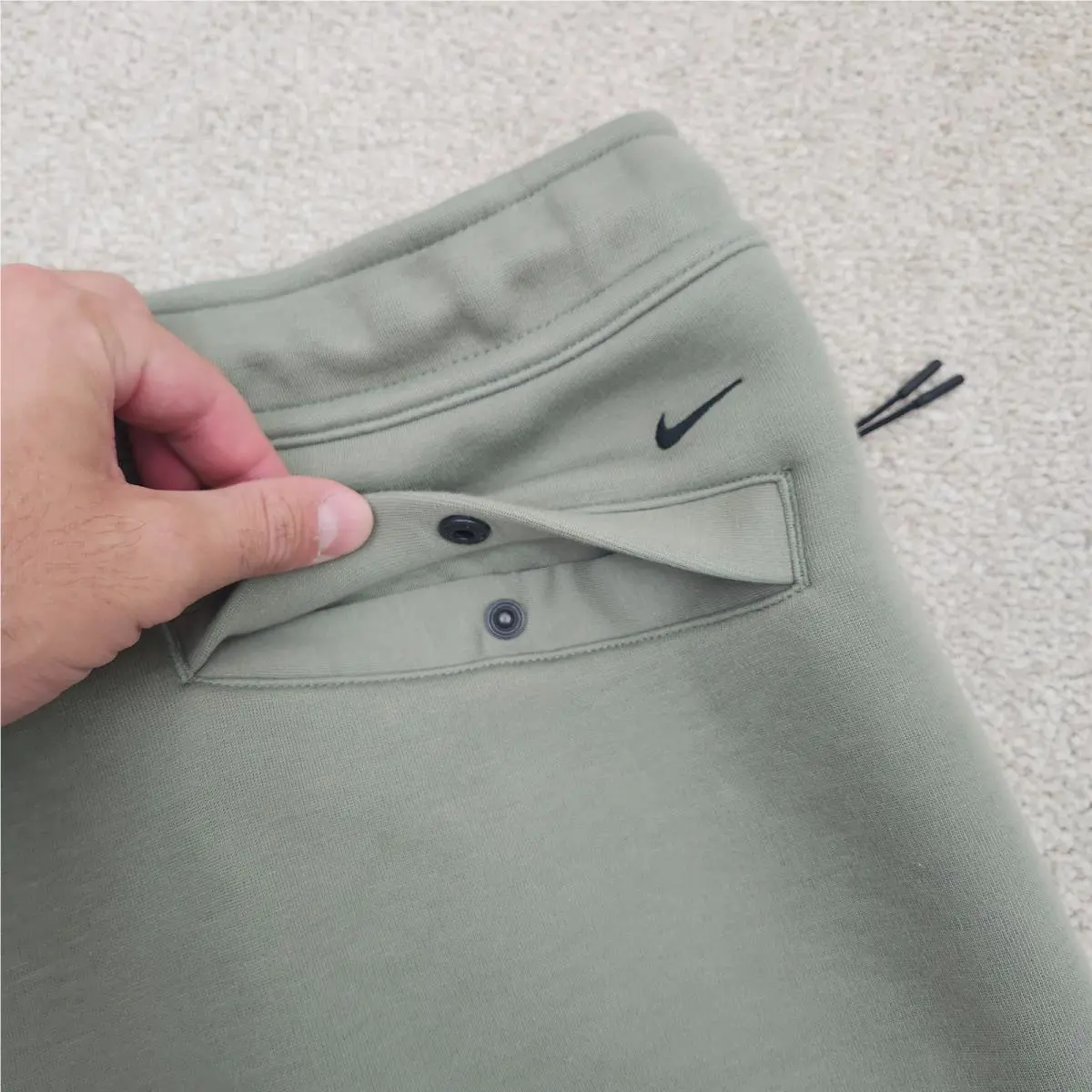 Nike clothing - Green 9