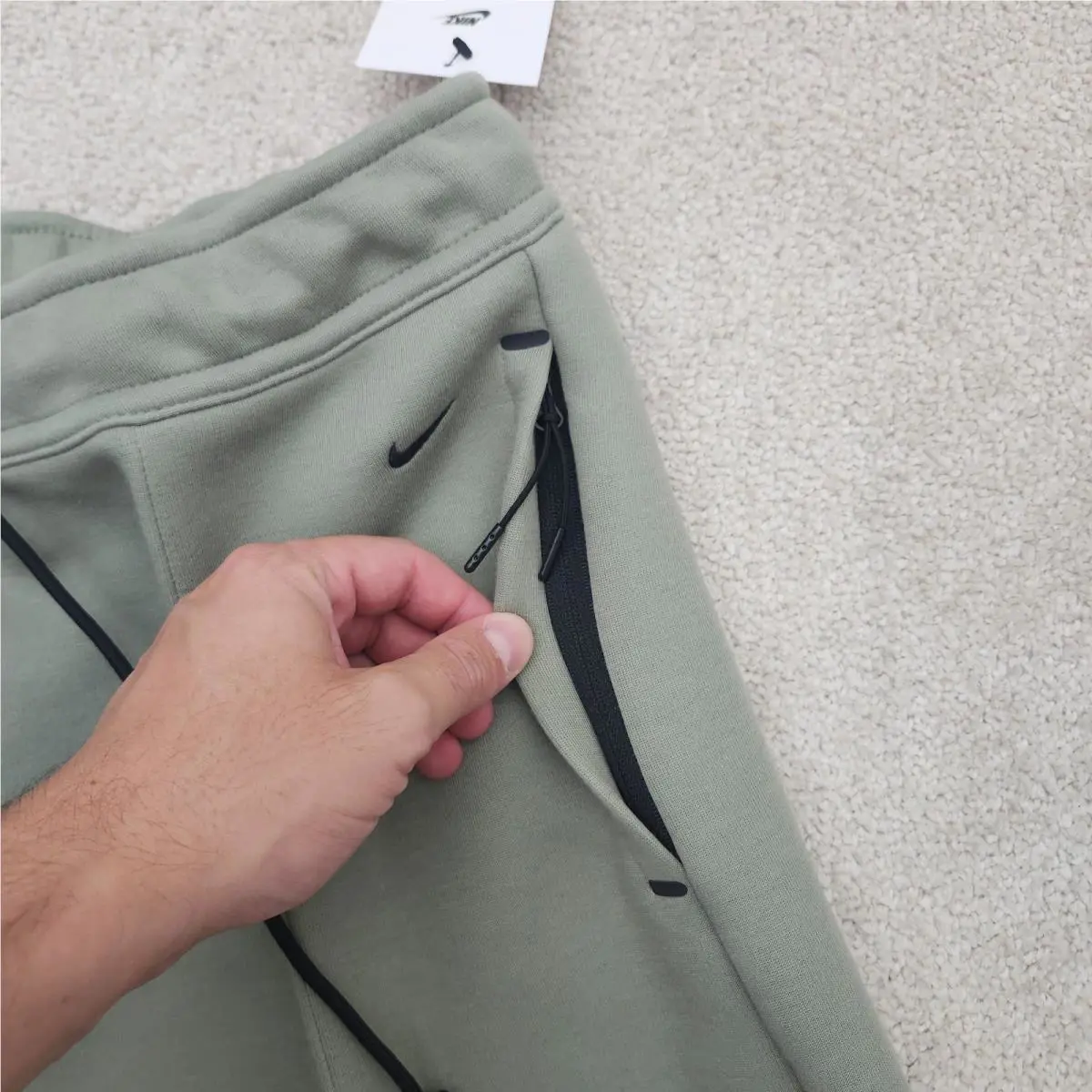 Nike clothing - Green 3