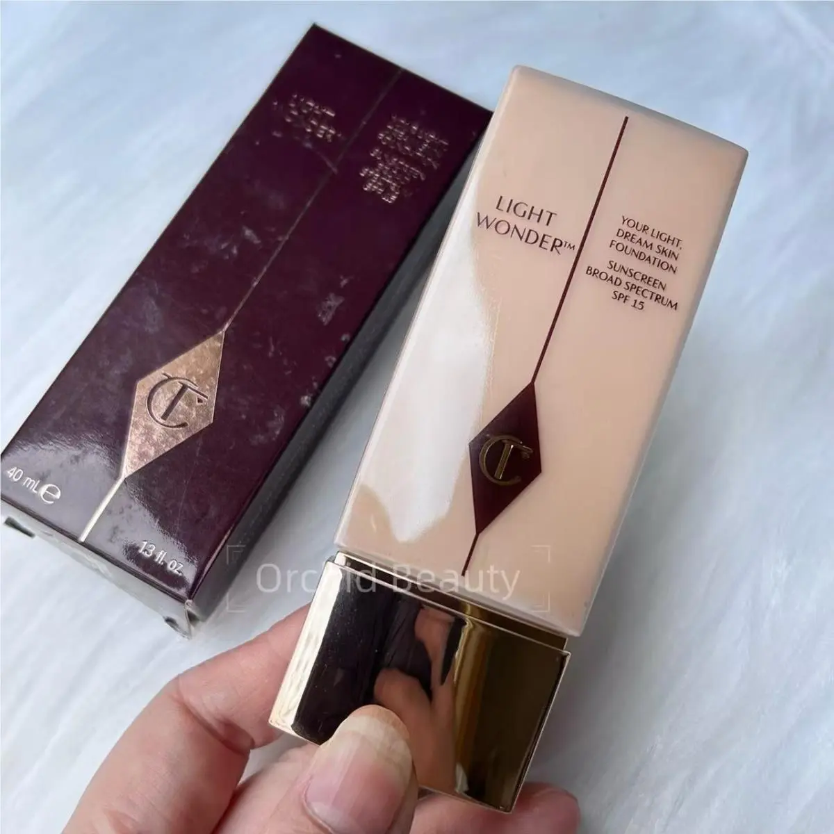 Charlotte Tilbury Light Wonder Foundation SPF15 Full Size 40 ml