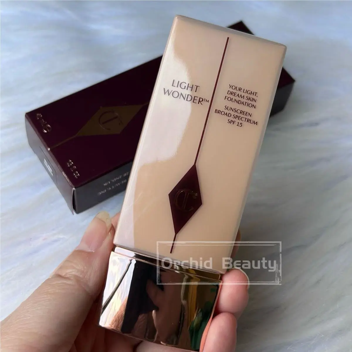 Charlotte Tilbury Light Wonder Foundation SPF15 Full Size 40 ml