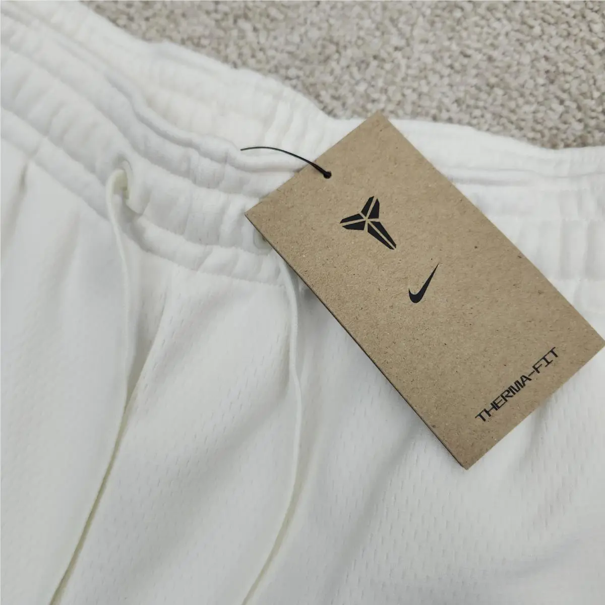 Nike clothing - White 1