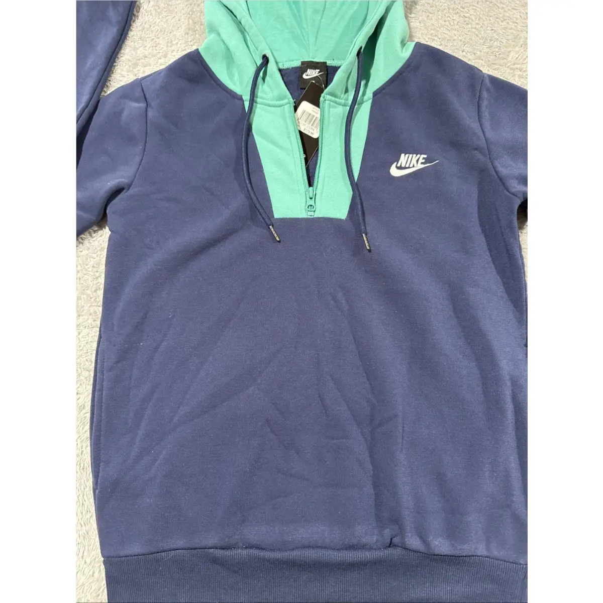 Nike clothing - Blue (UPC: 640135232640) 0