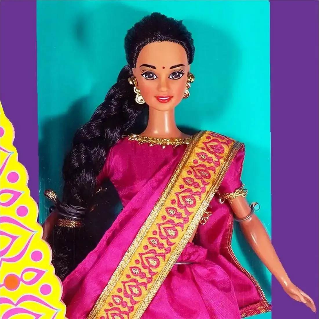 1995 India Barbie Dolls of The World - Doll Hair: Black, Doll Eye: Brown
