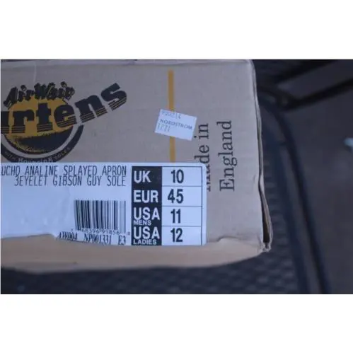 Dr. Martens shoes - Doc - Doc - Brown 4