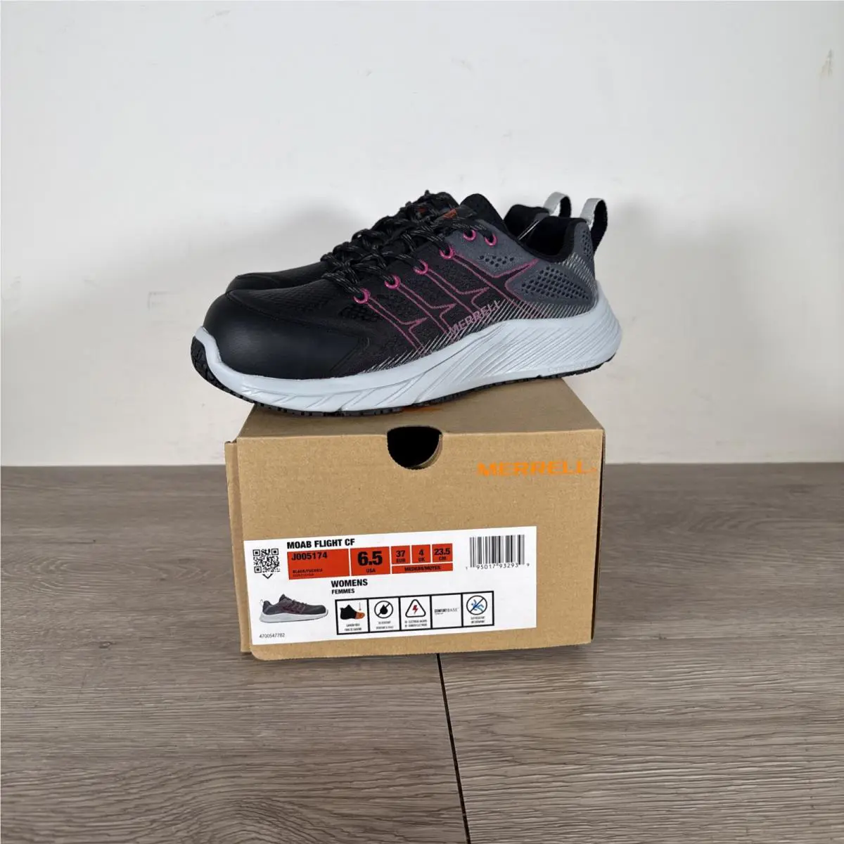 Merrell Women’s Size 6.5 Moab Flight CF Carbon Fiber Safety Toe Work Shoes
