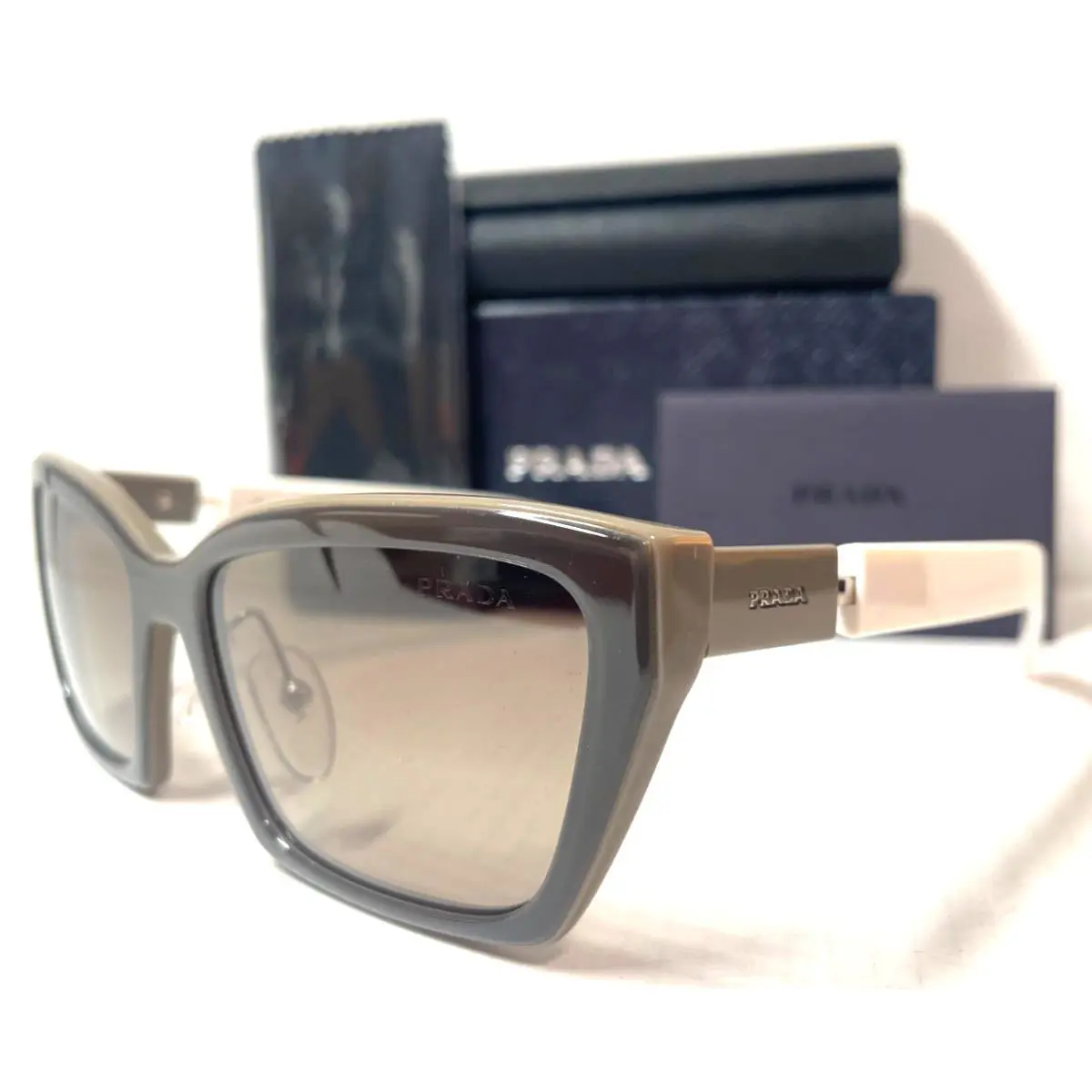 Prada SPR14X 03C-3D0 Brown/light Brown Gradient Lens Sunglasses 56-18