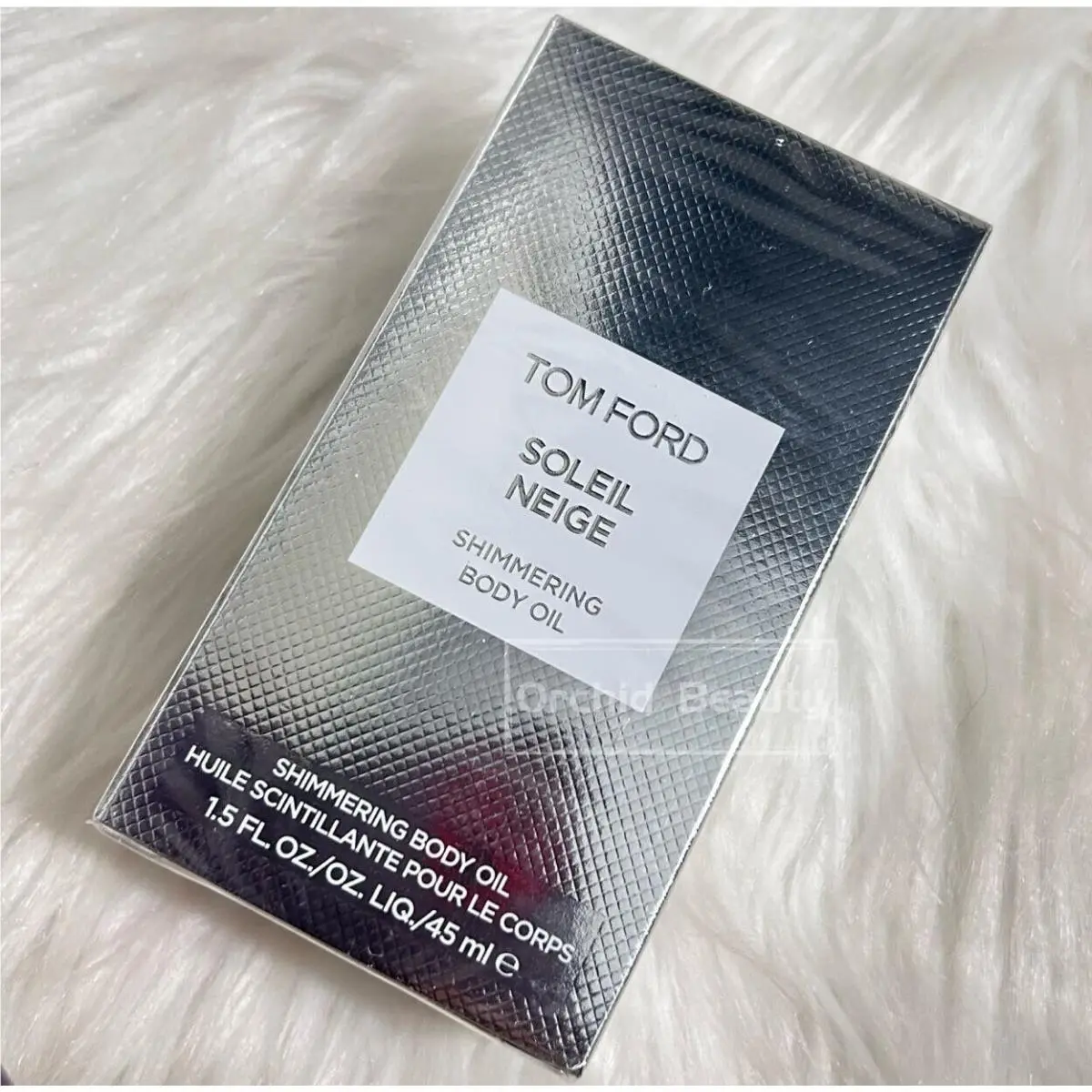 Soleil Neige Perfumed Shimmering Body Oil 1.5 oz/45 ml by Tom Ford