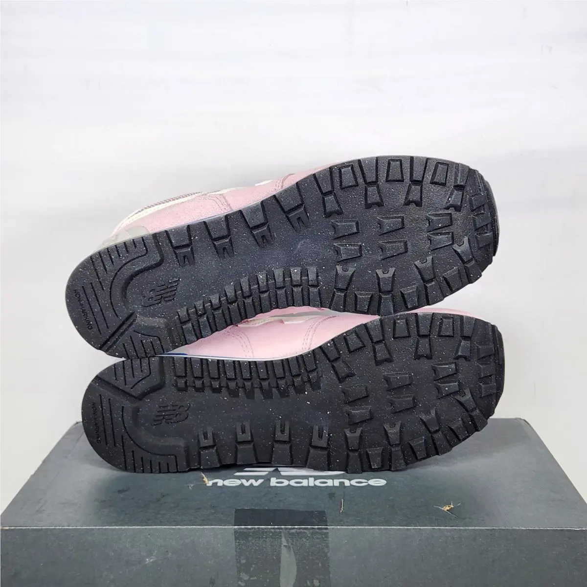 New Balance shoes - New Balance 574 - Pink 3