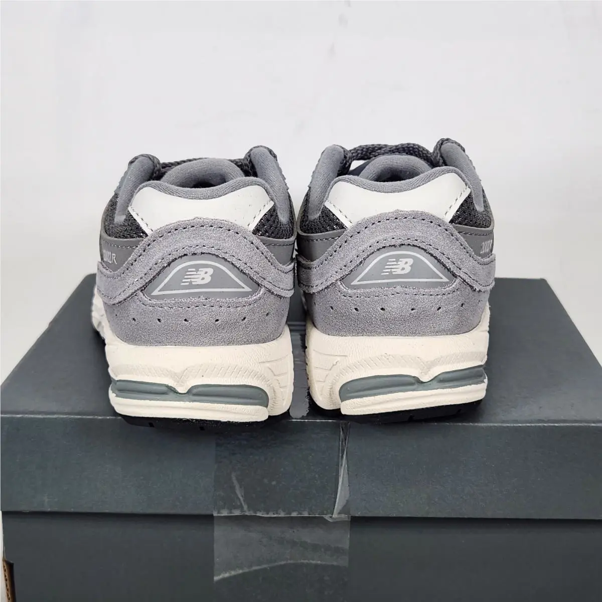 New Balance shoes - Gray 2