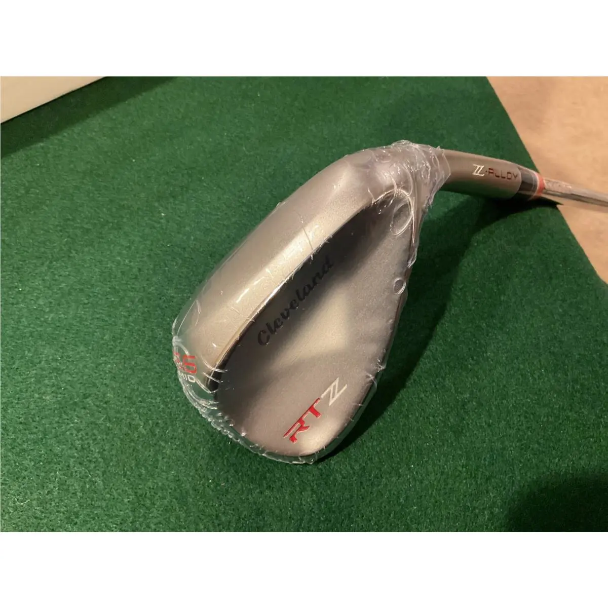 Cleveland Golf  - Chrome 3