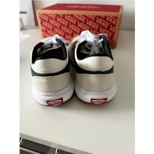 Vans shoes - White 2