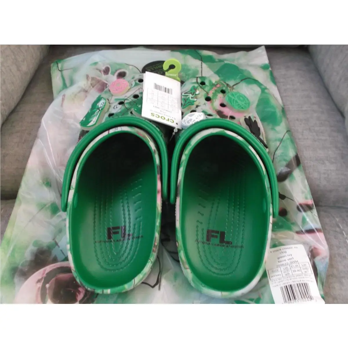 Crocs shoes - Green (UPC: 196265702442) 5