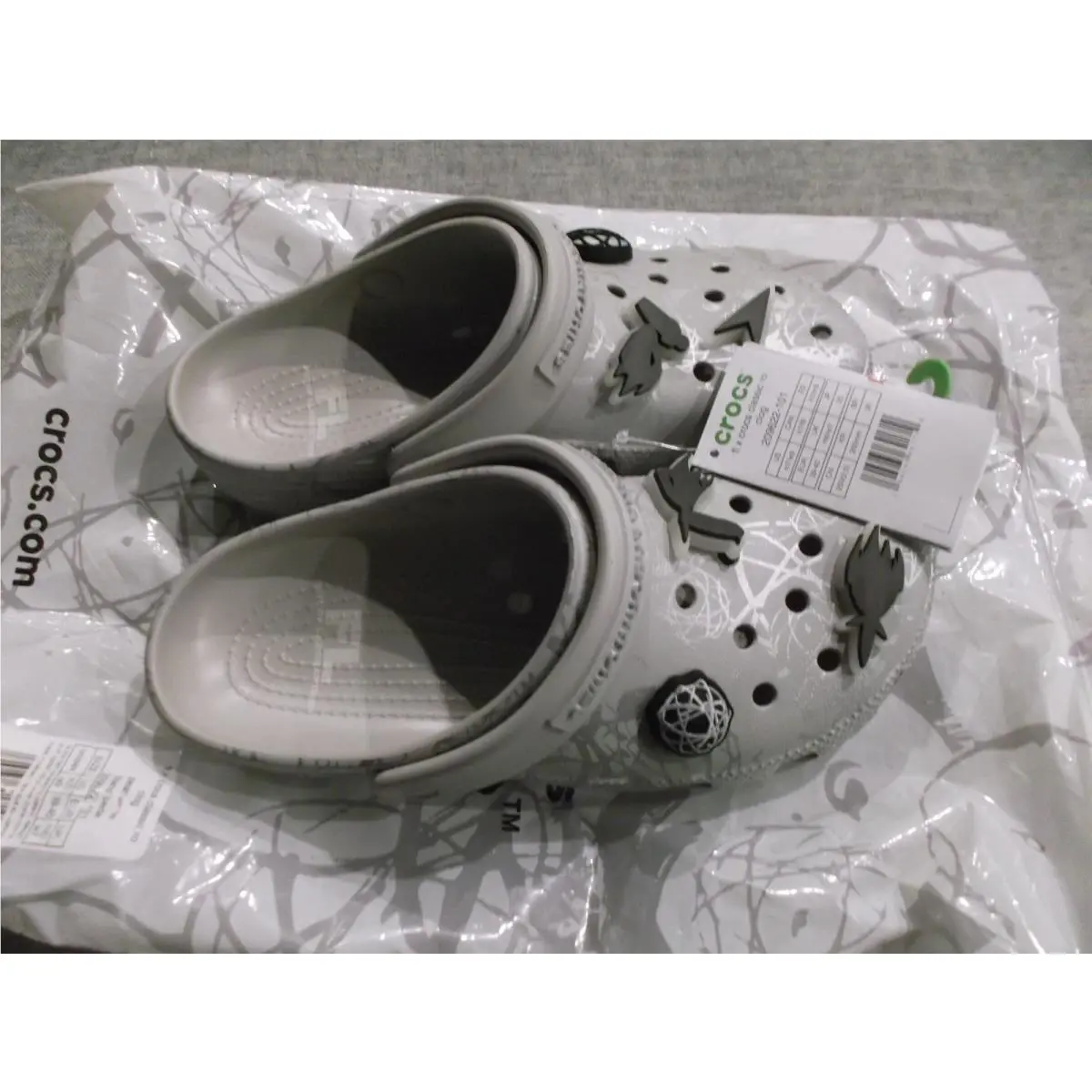 Crocs shoes - White (UPC: 196265641710) 3