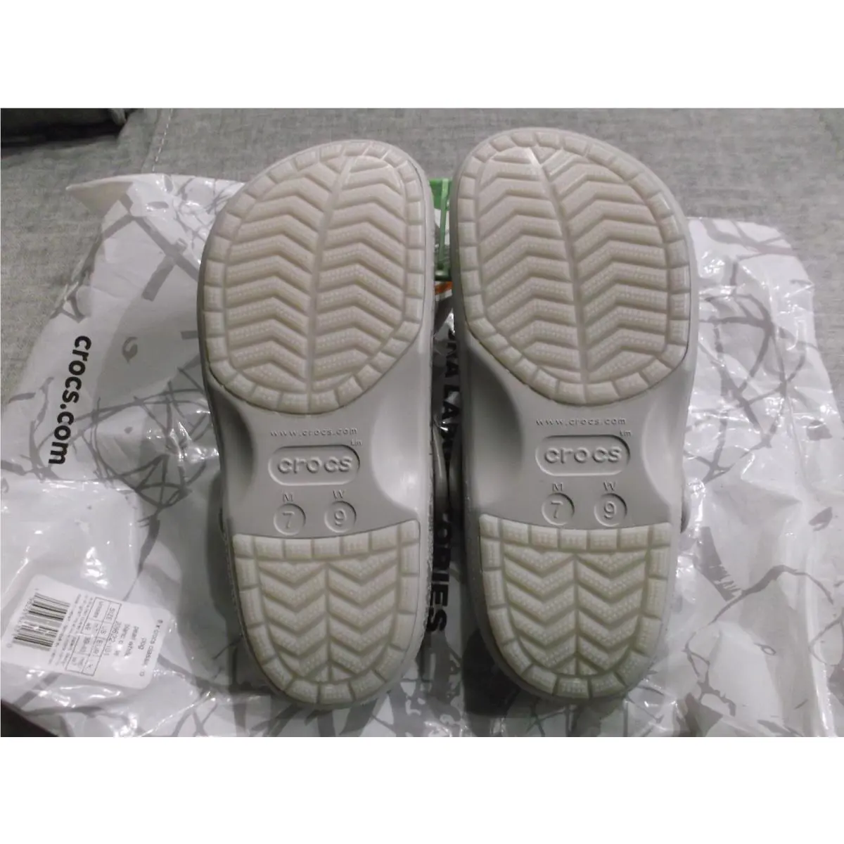 Crocs shoes - White (UPC: 196265641710) 5