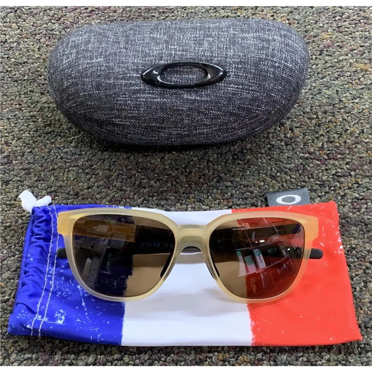 Oakley Actuator oo9250-1057 Brown and Black Sunglasses w Hard Case GAL156072